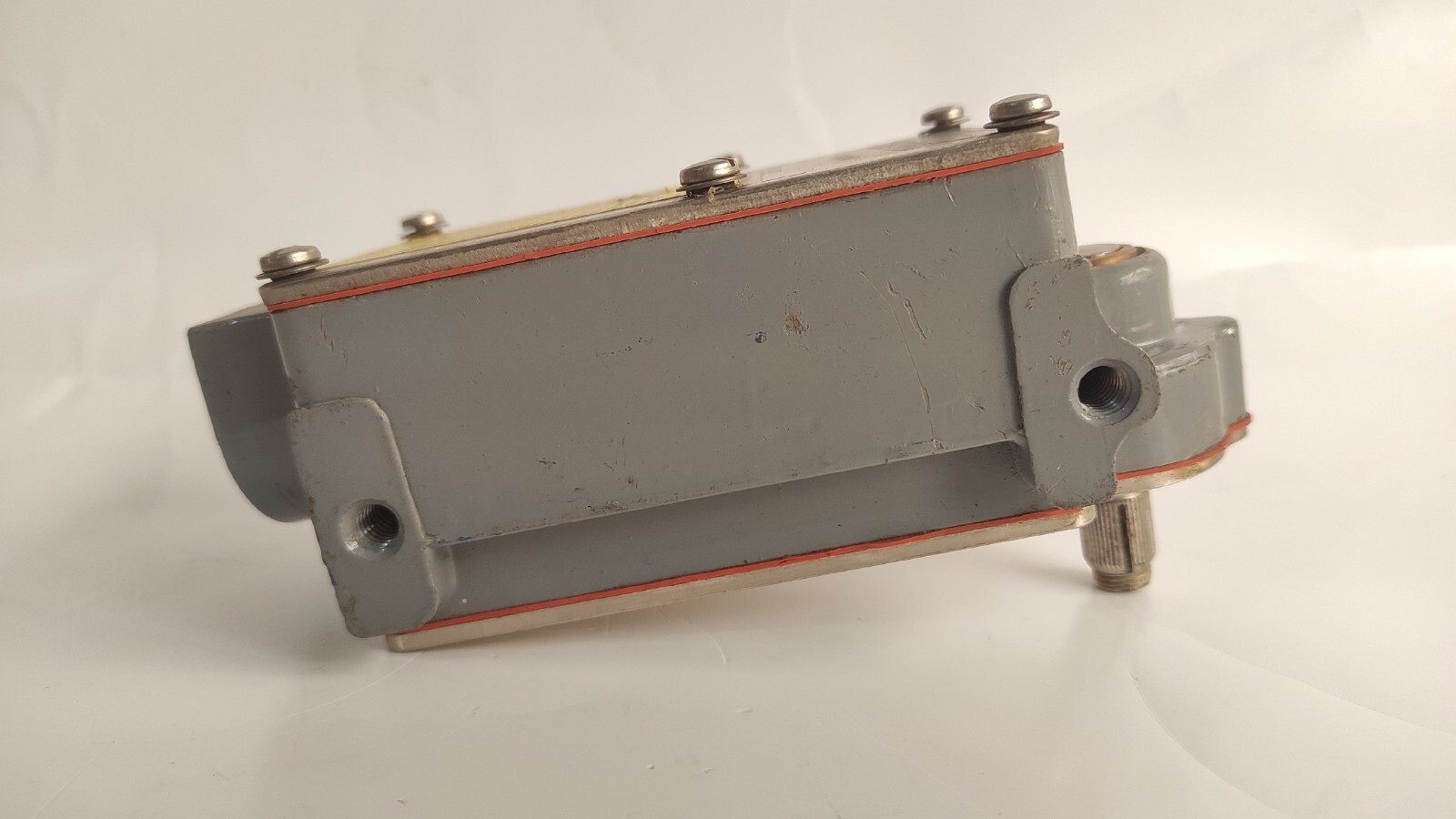 admin/uploads/uploads/Snap Lock ea 170-14302 - EA 170-14302 Limit Switch_4.webp